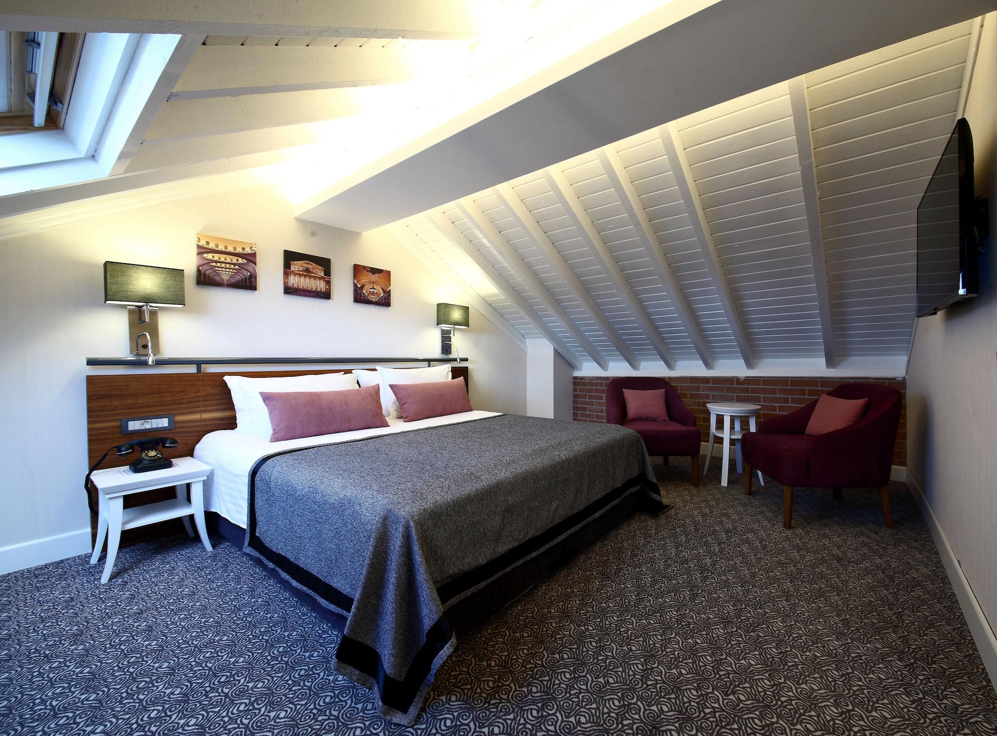 Montania Special Class Hotel Муданья Экстерьер фото