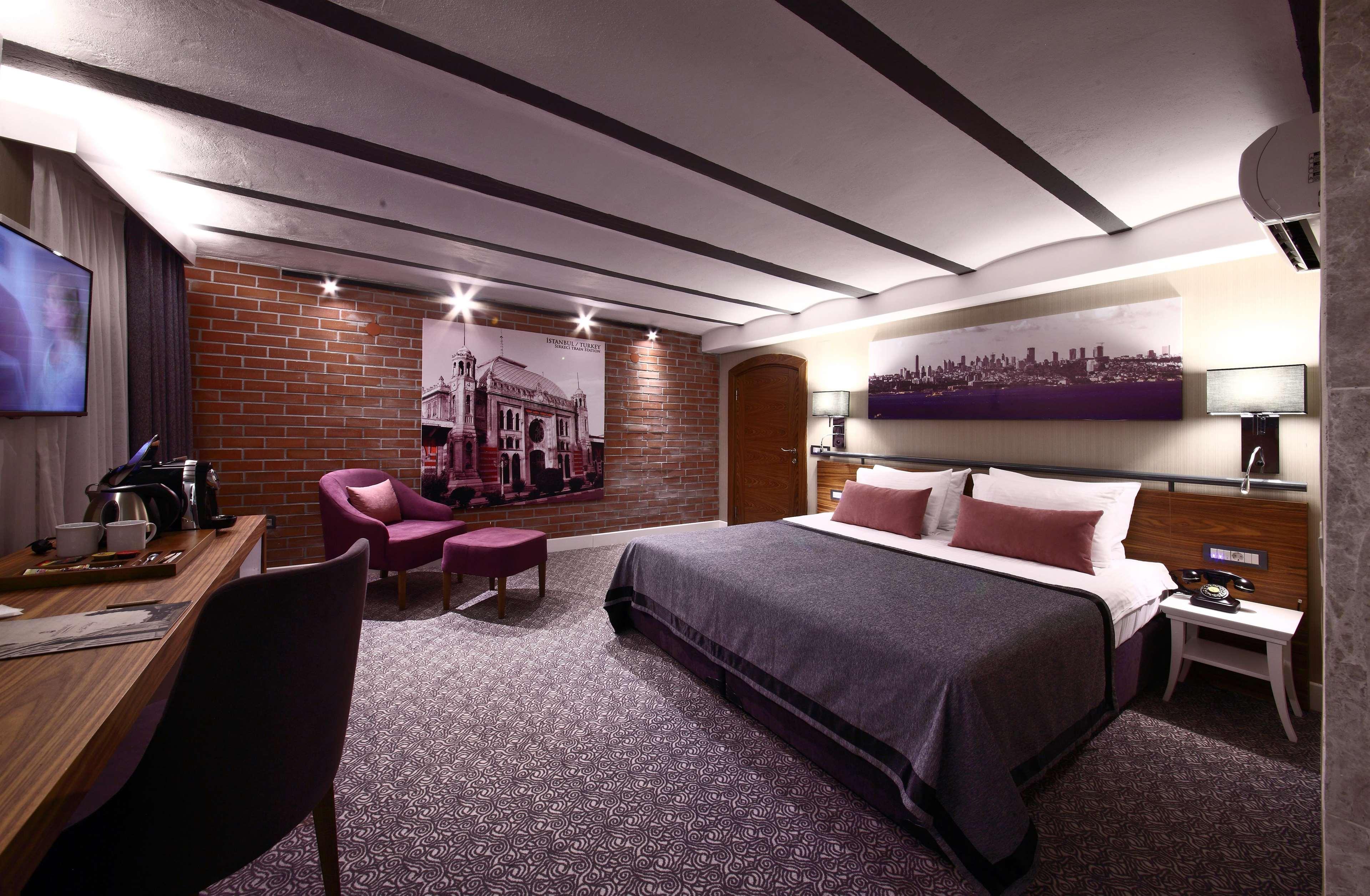 Montania Special Class Hotel Муданья Экстерьер фото