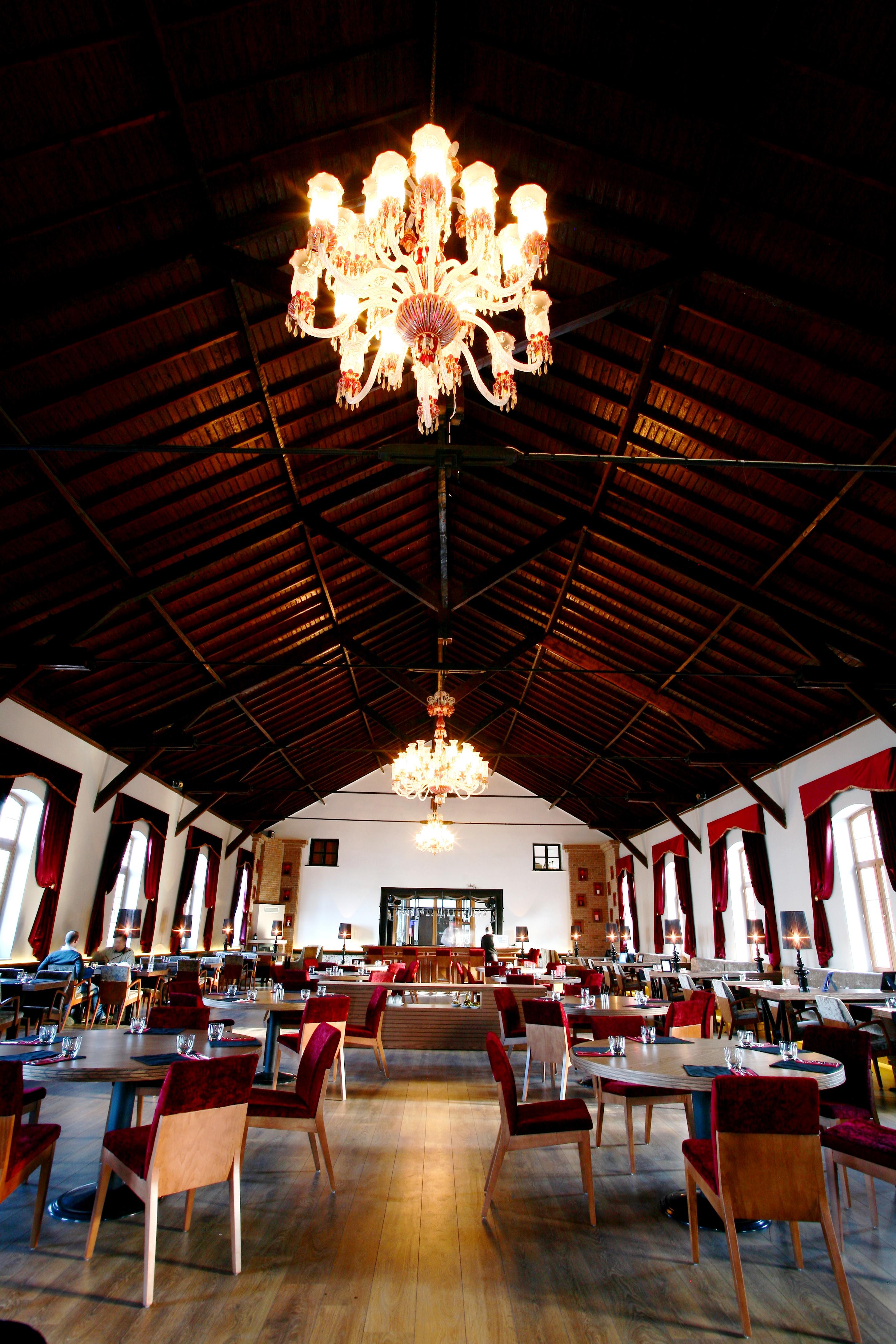 Montania Special Class Hotel Муданья Экстерьер фото