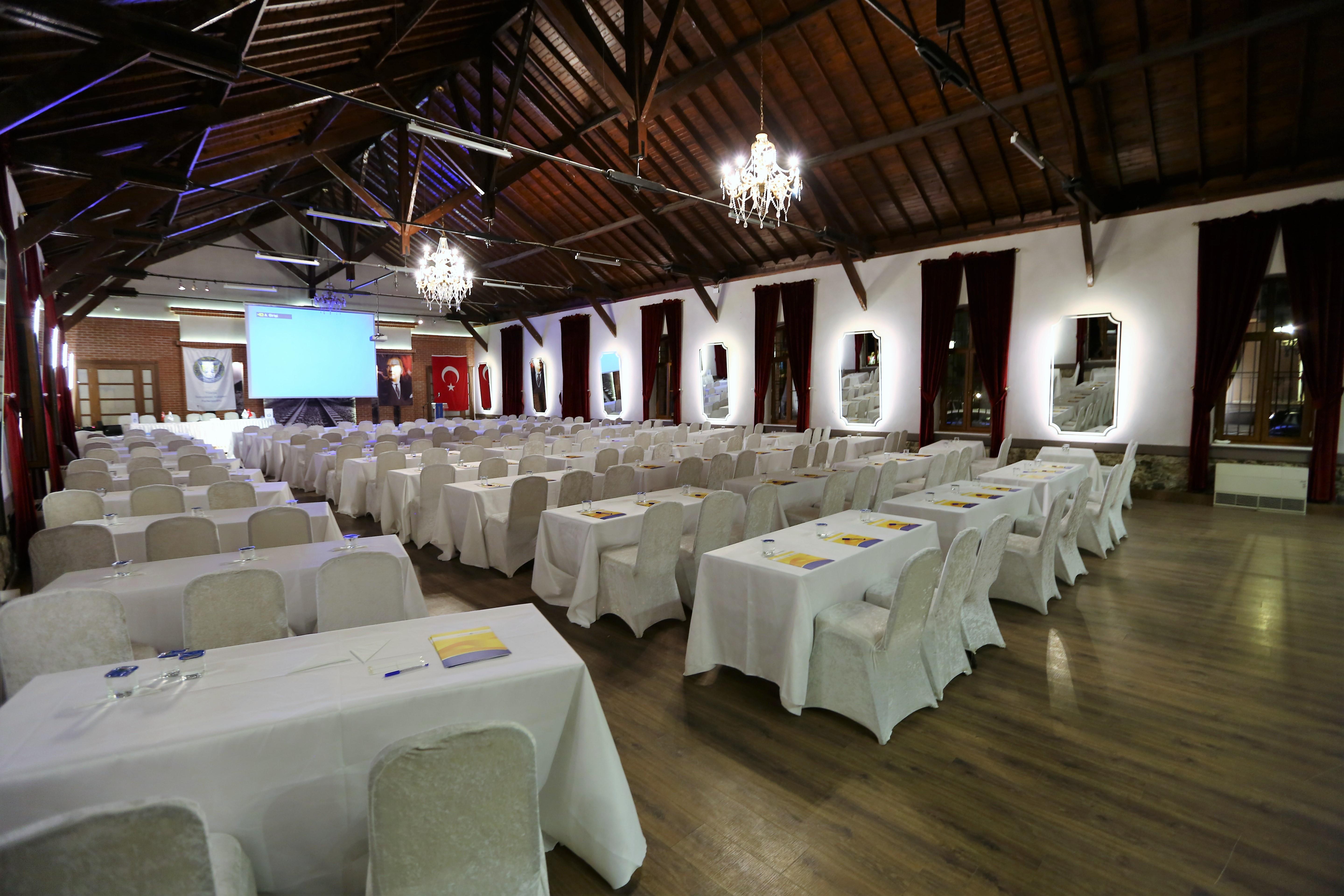 Montania Special Class Hotel Муданья Экстерьер фото