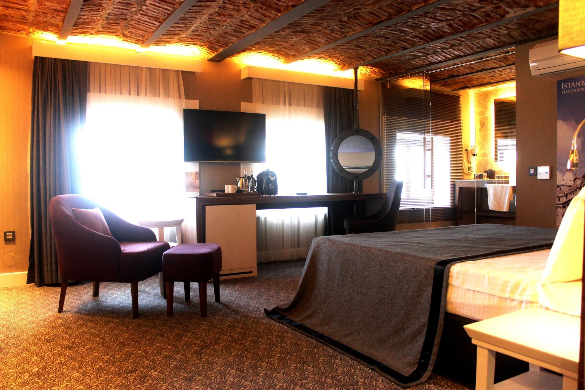 Montania Special Class Hotel Муданья Экстерьер фото
