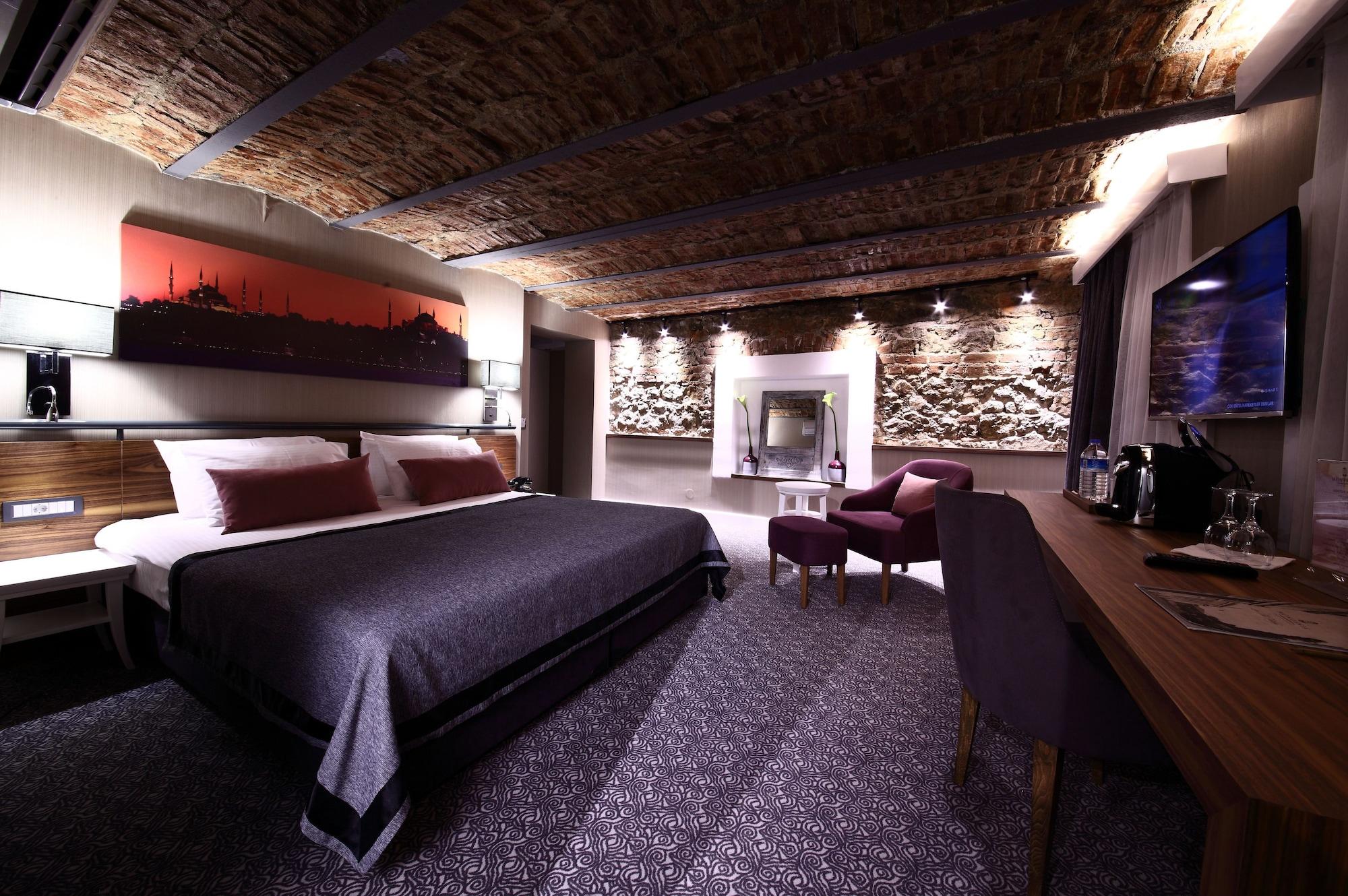 Montania Special Class Hotel Муданья Экстерьер фото